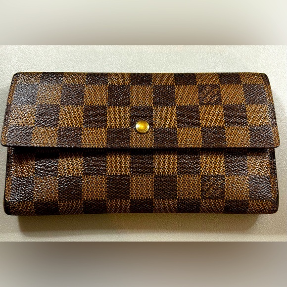 🔥Louis Vuitton Damier Ebene Sarah Wallet - Picture 1 of 16
